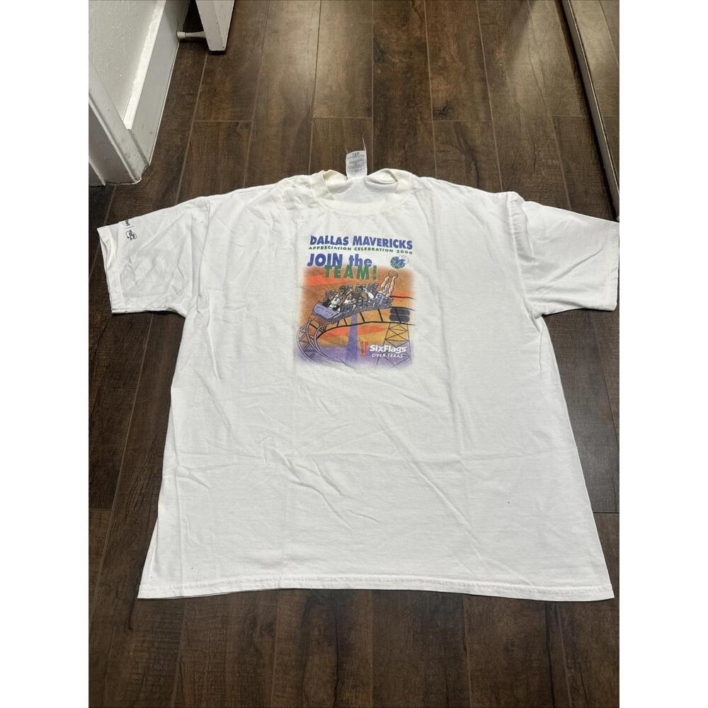 2000 Dallas Mavericks Six Flags T-Shirt - Dirk Nowitzki Michael Finley